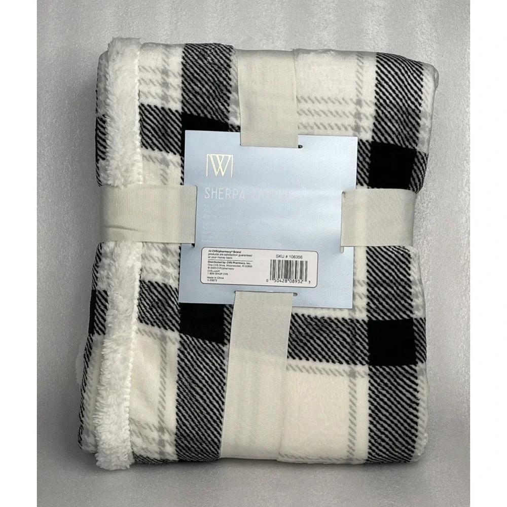 Wayland Sherpa Throw Plush Blanket Warm Soft Luxury Black White Plaid 50x60